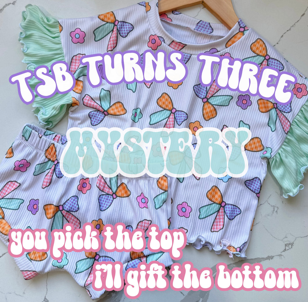 4T mystery midi tank + gifted bottom (x2)